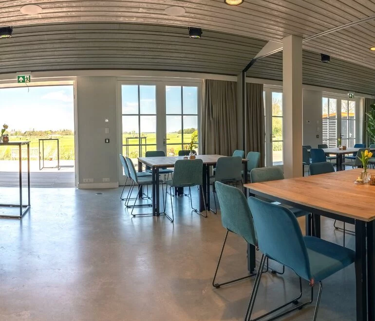 Scroll section image