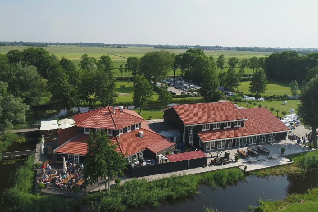 Luchtfoto van Buitenplaats Kameryck