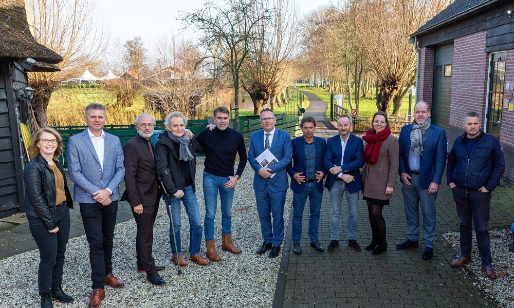 Persbericht overdracht Kinderboerderij