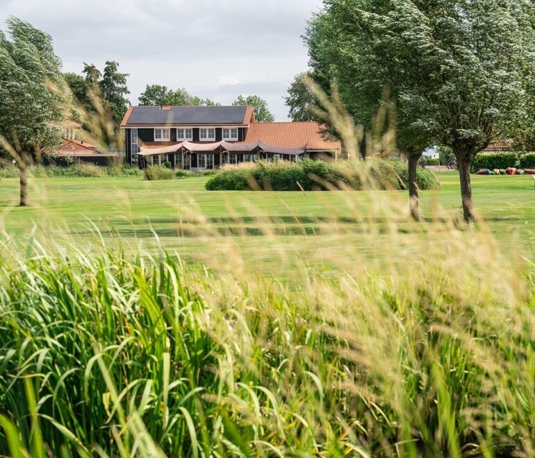 15-07-2025-blote-voeten-pad-122-groot.jpeg