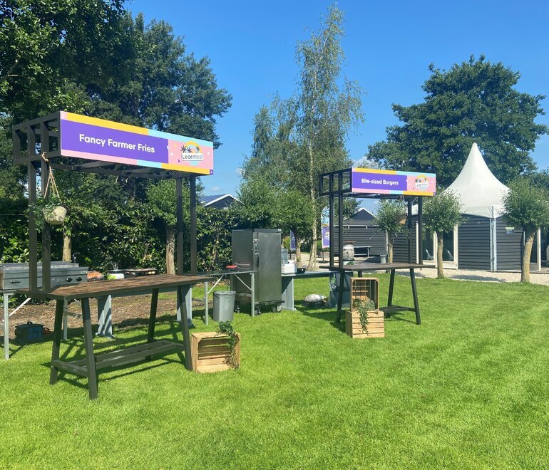 foodstand-1-1.jpg